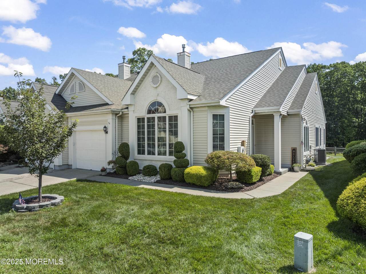 52 Stonewyck Place - Photo 1
