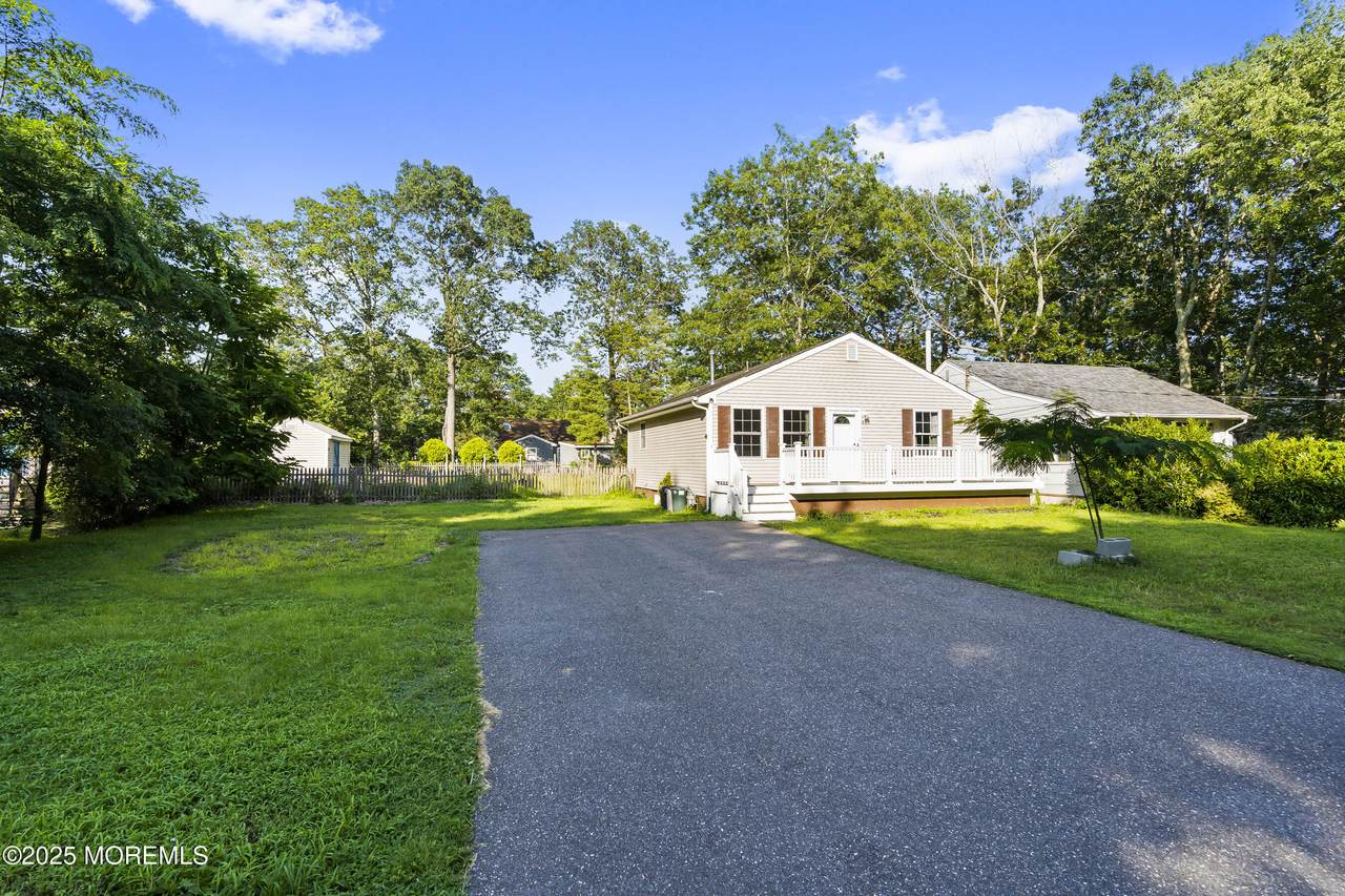 483 Lake Barnegat Drive - Photo 1