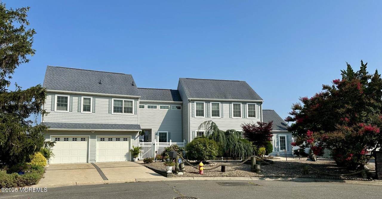 124 Lee Drive - Photo 1