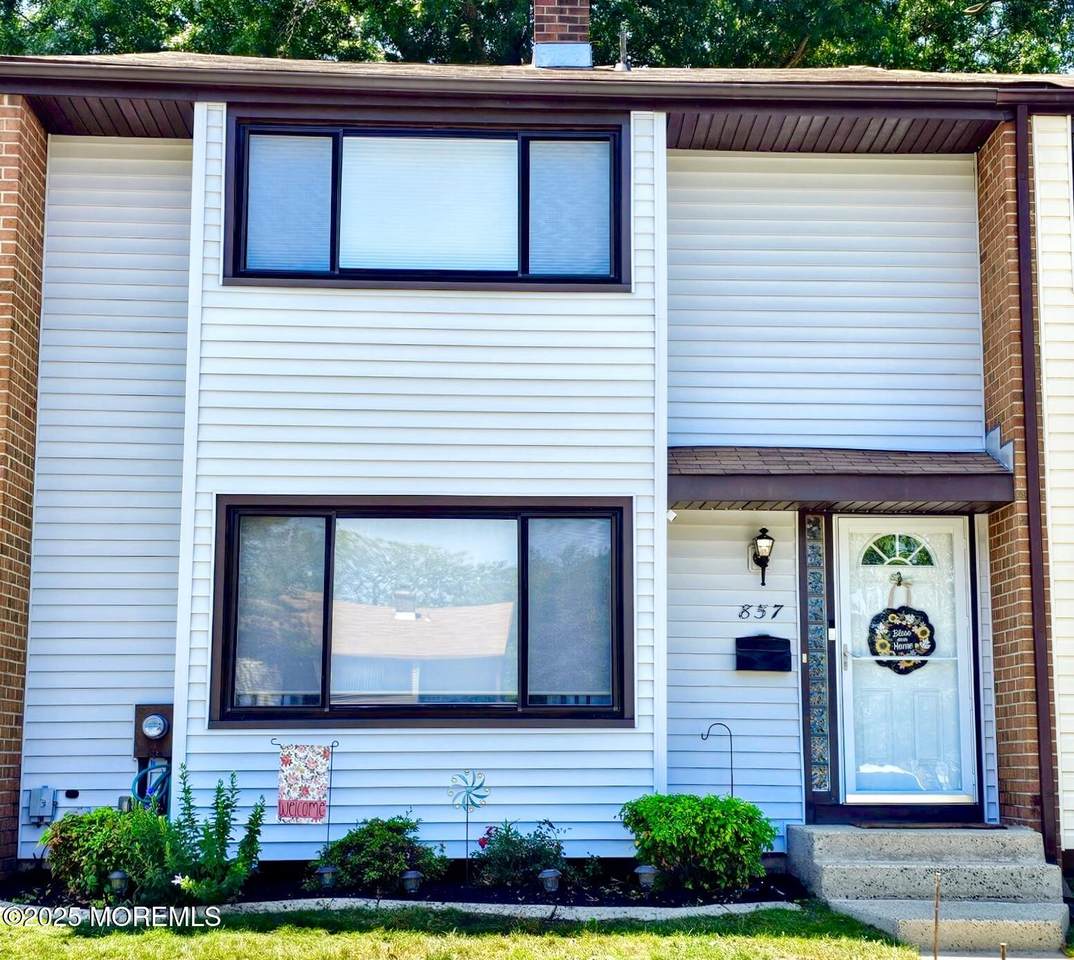 857 Jamestown Road - Photo 1