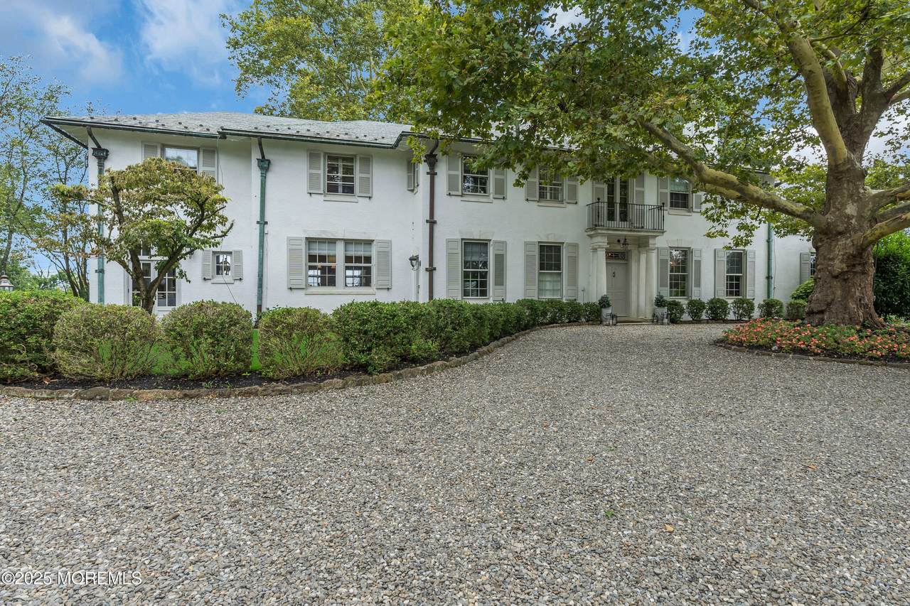 809 Navesink River Road - Photo 1