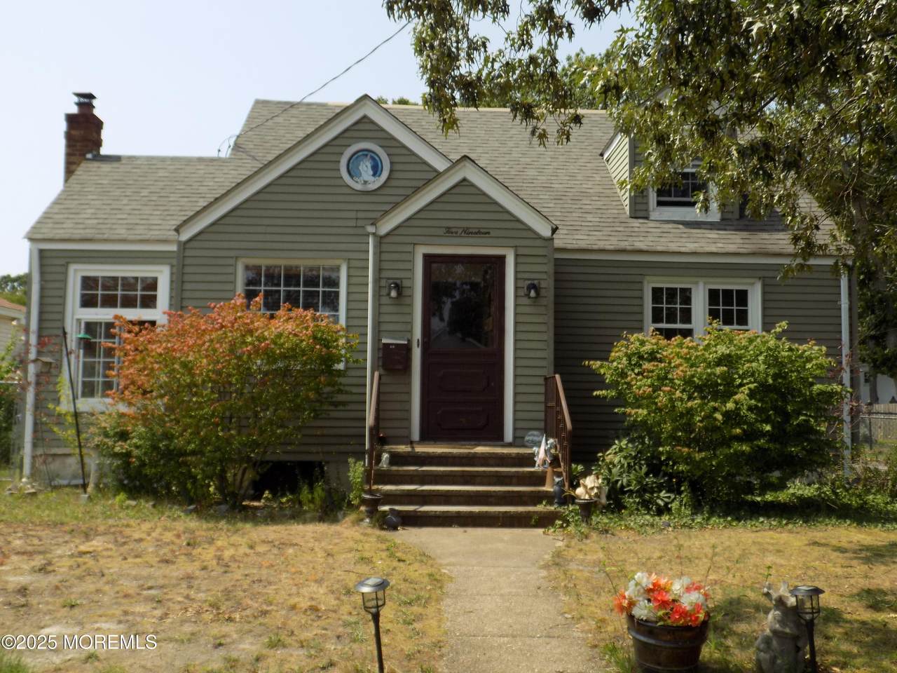 519 Curtis Avenue - Photo 1