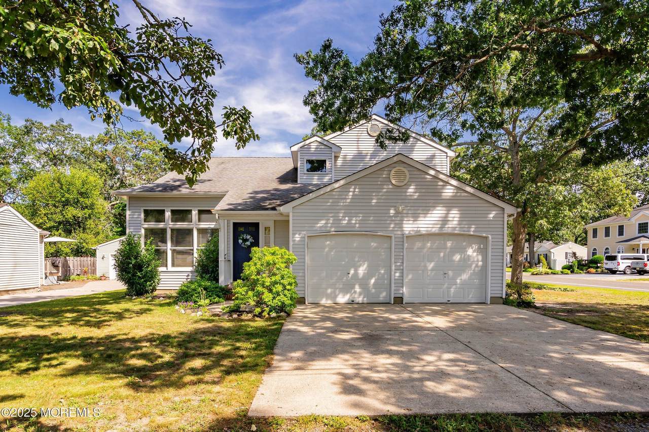 514 Avon Road - Photo 1