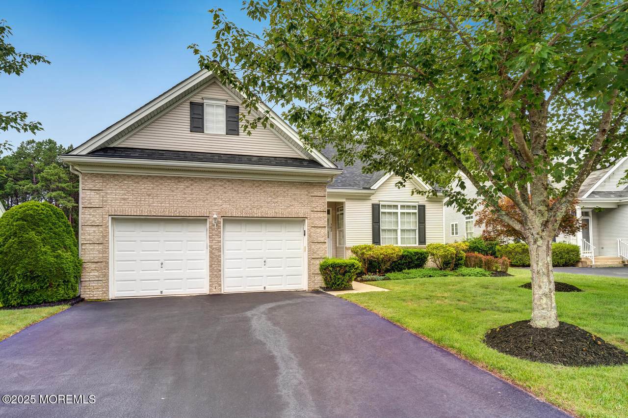 382 Golf View Drive - Photo 1