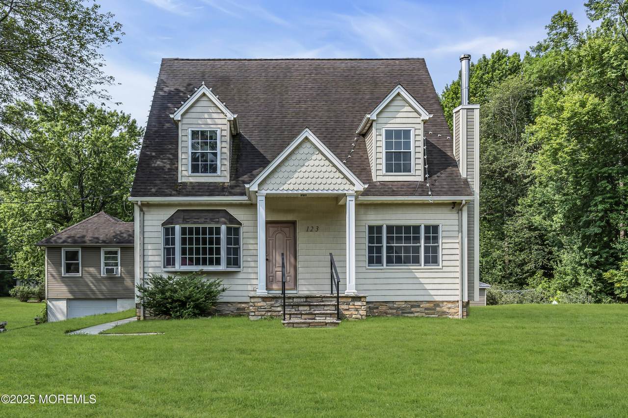 123 Freehold Road - Photo 1