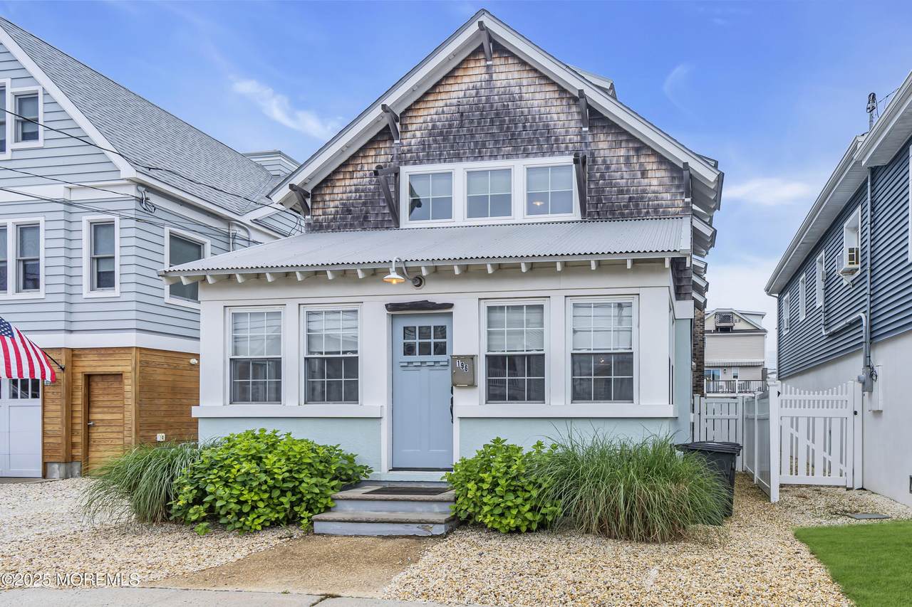 196 Third Avenue - Photo 1