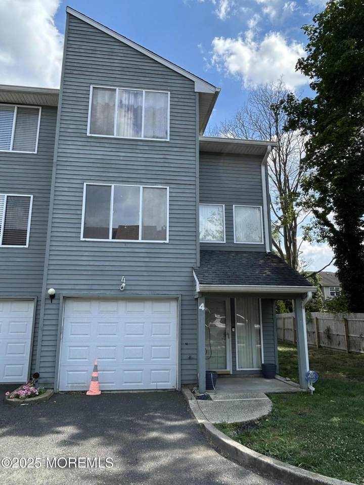 190 Spruce Street - Photo 1