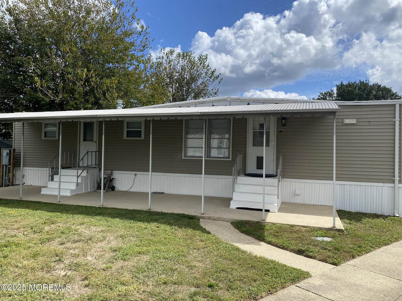 214 2nd Street - Photo 1