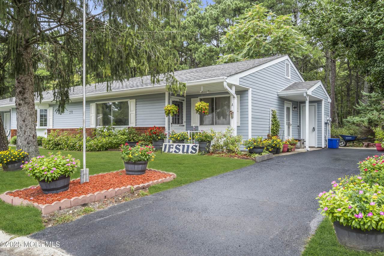 32 A Maine Avenue - Photo 1