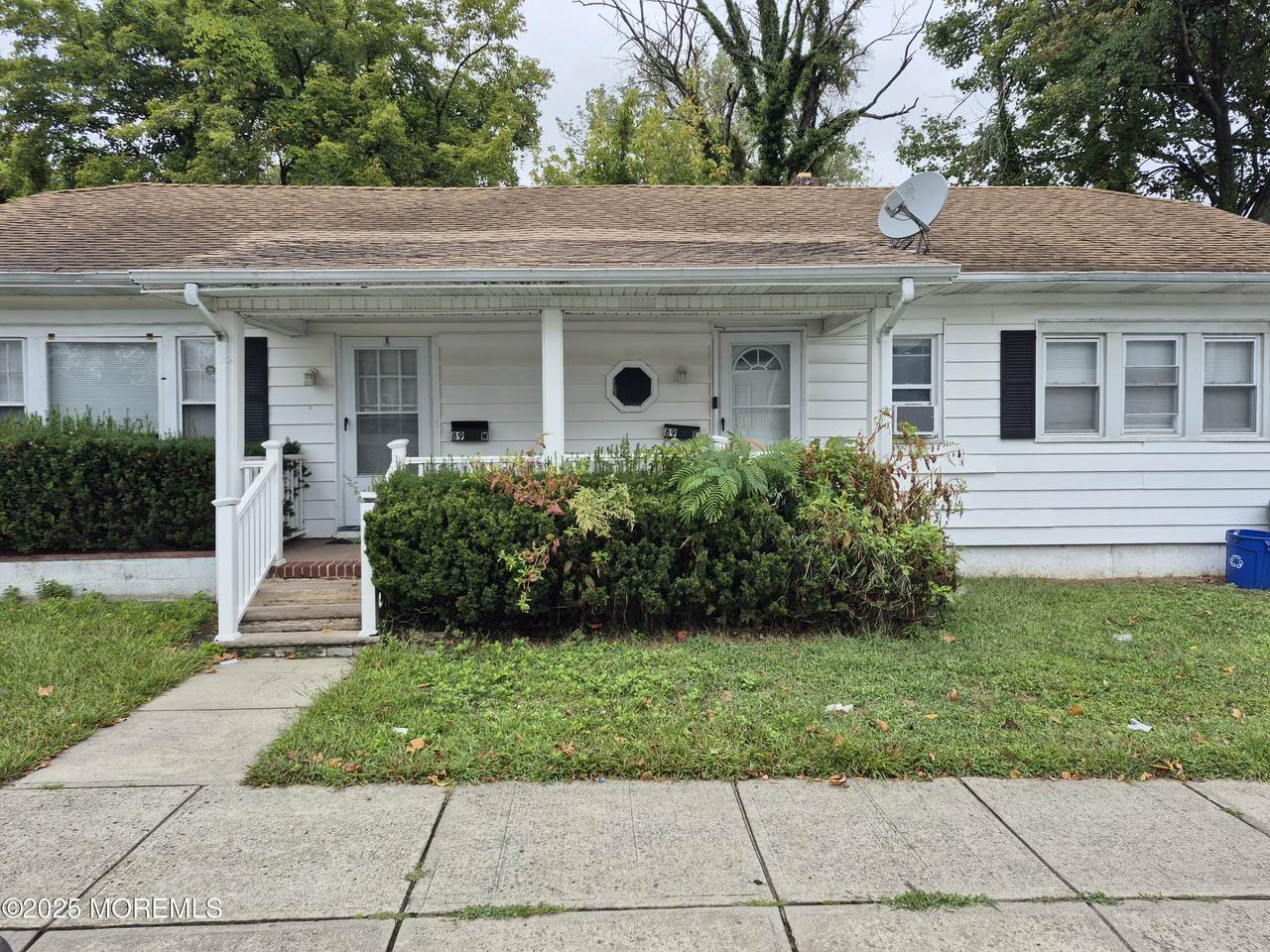 89 Poplar Avenue - Photo 1