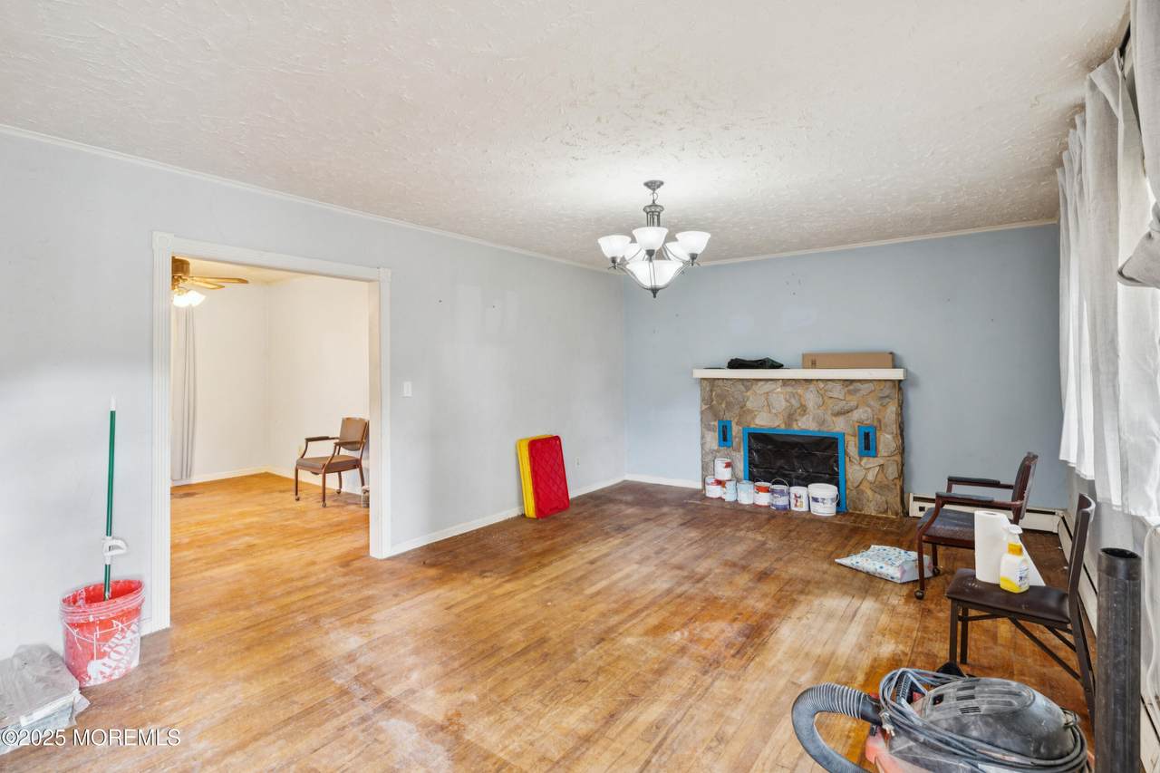 664 Vaughn Avenue - Photo 1