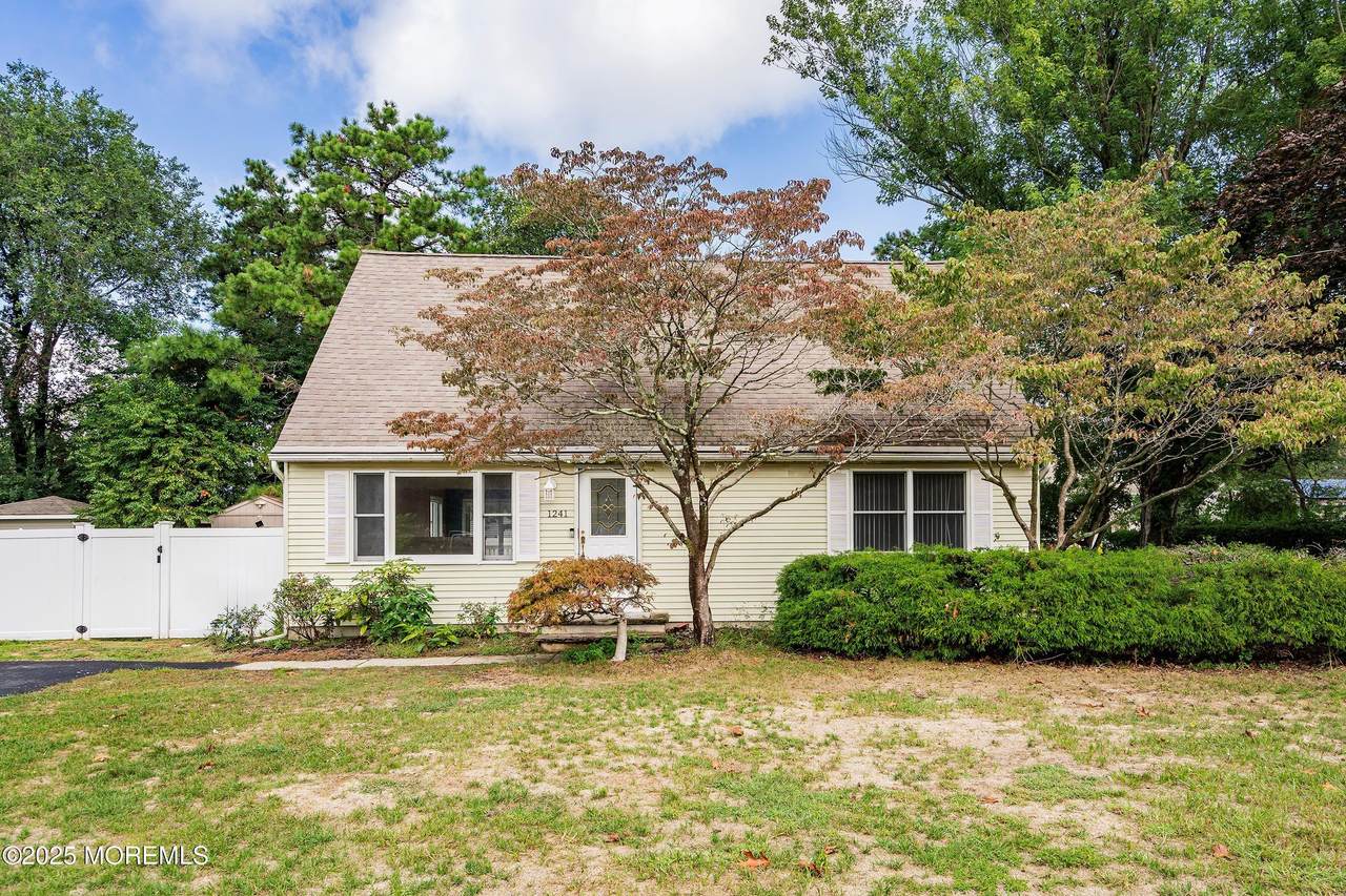 1241 1st Avenue - Photo 1