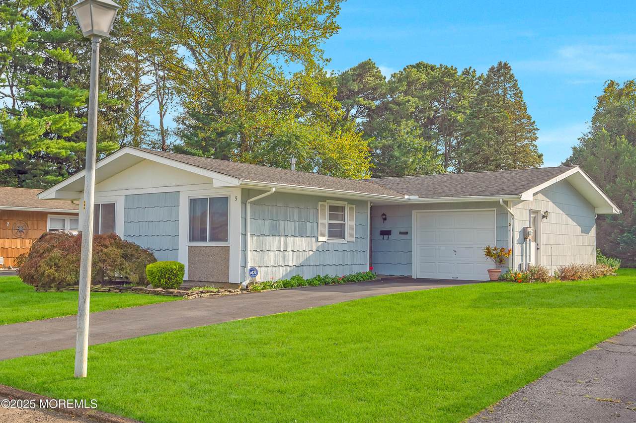 5 Gray Lane - Photo 1