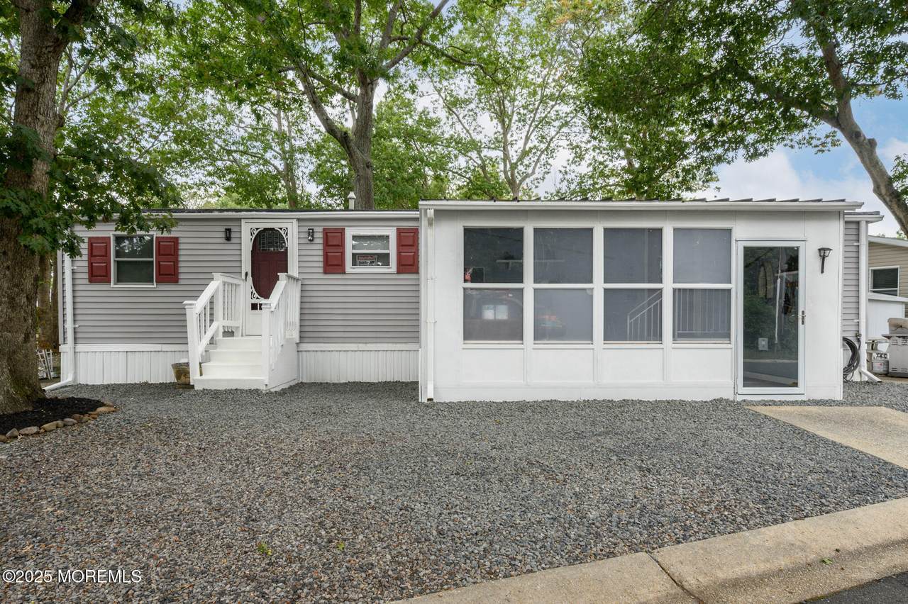 57 Roberts Road - Photo 1