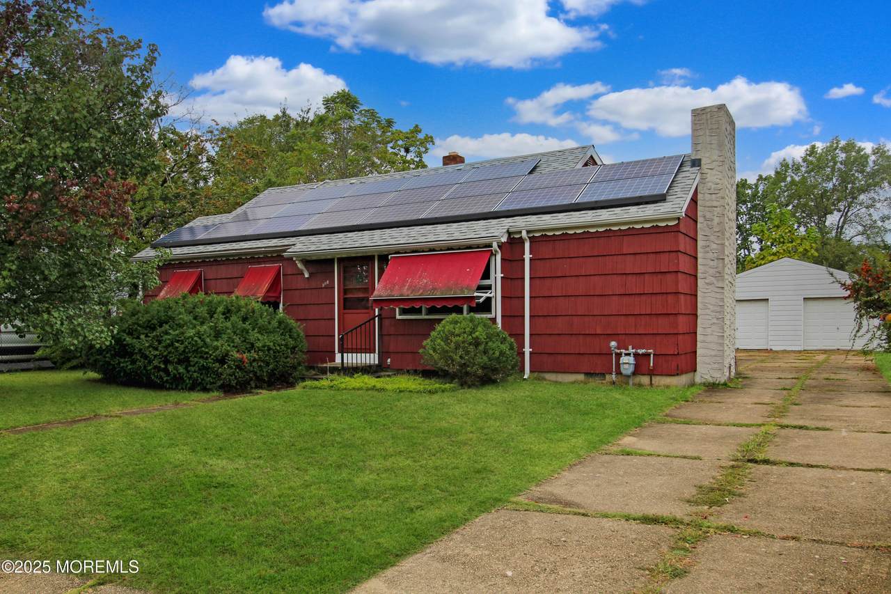 508 Lafayette Avenue - Photo 1