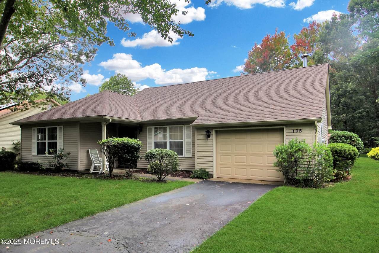 105 Morning Glory Lane - Photo 1