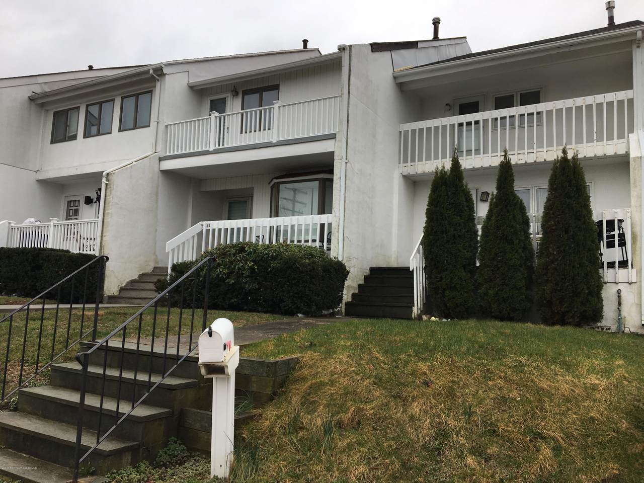 18 Cedar Avenue - Photo 1