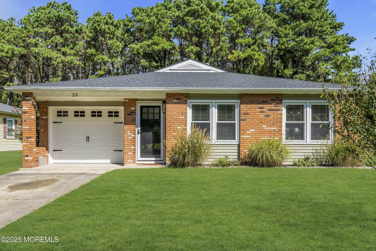 23 Lions Head Boulevard - Photo 1