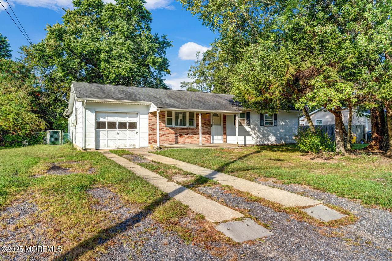 123 Jericho Road - Photo 1