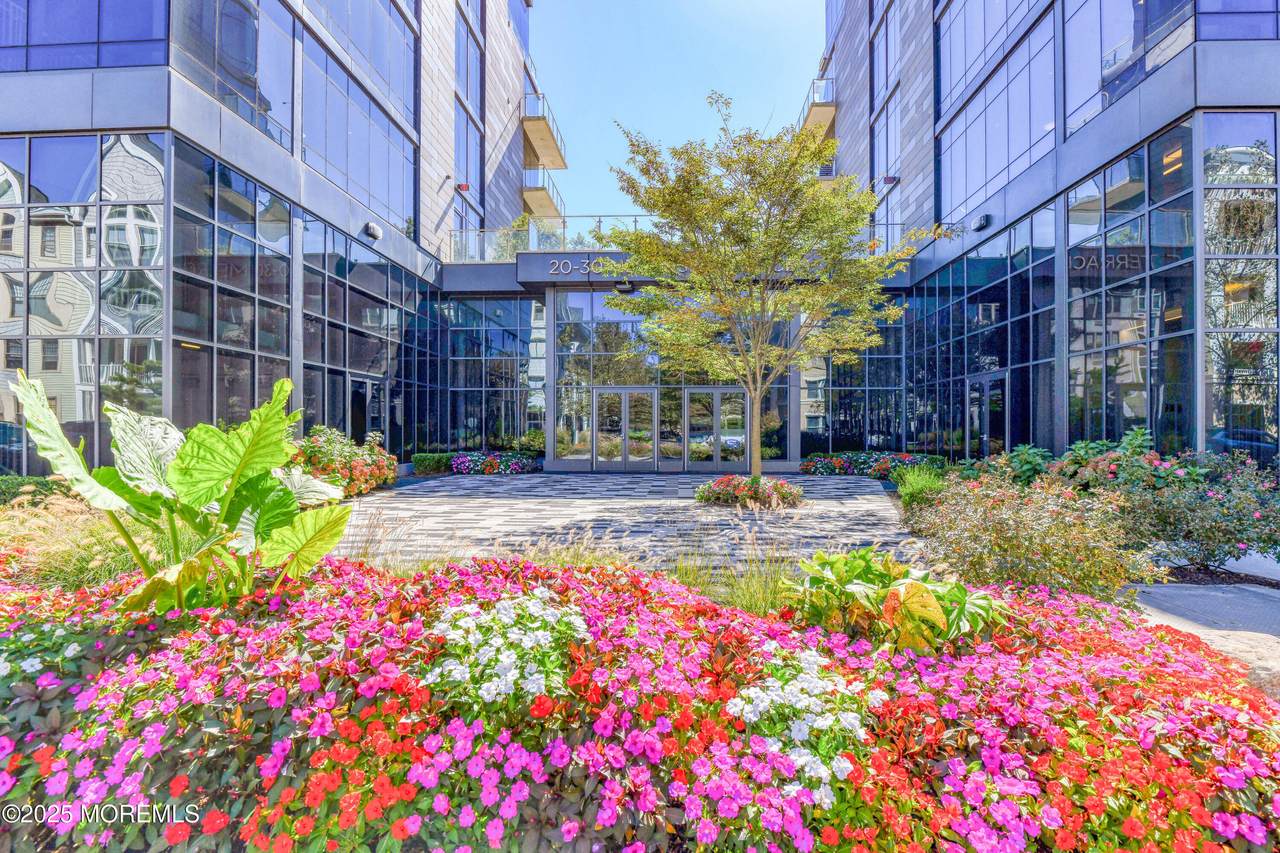 30 Melrose Terrace - Photo 1