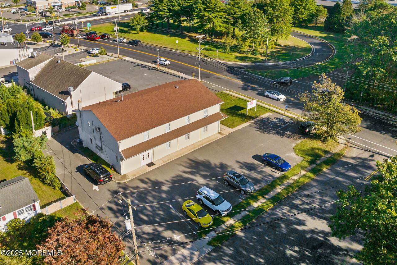 504 Aldrich Road - Photo 1