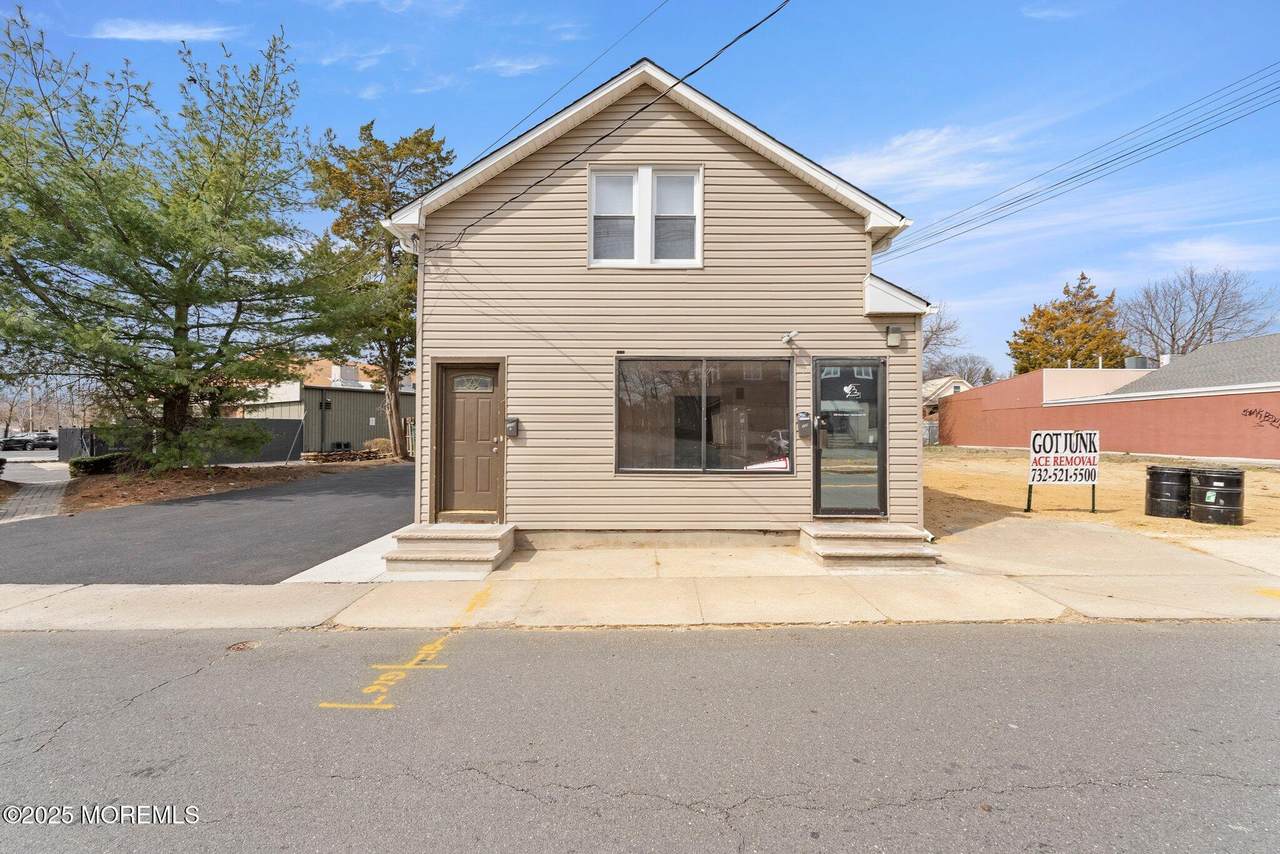 320 Main Street - Photo 1