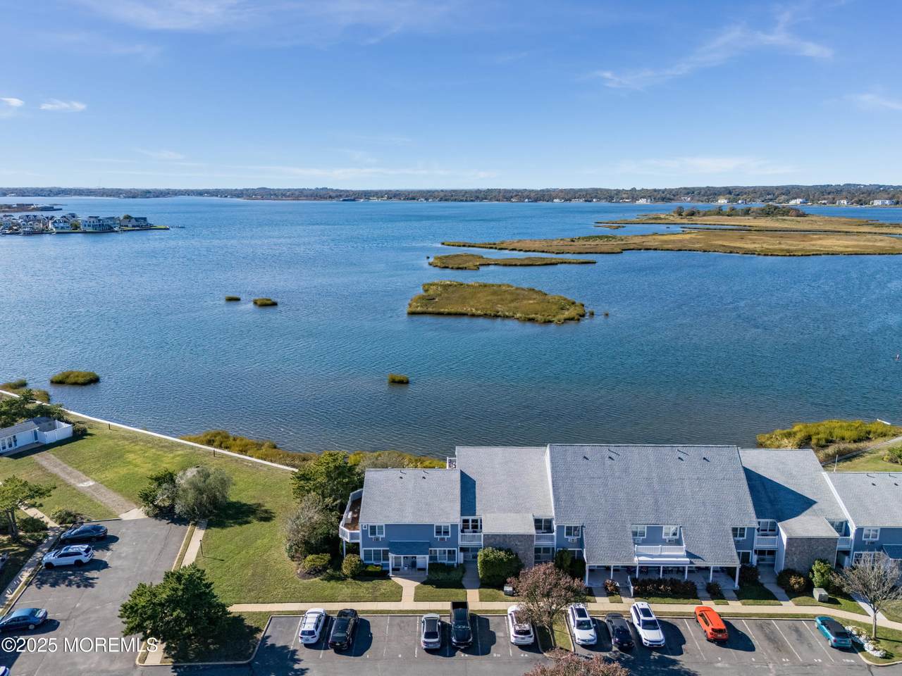 100 Seaview Avenue - Photo 1