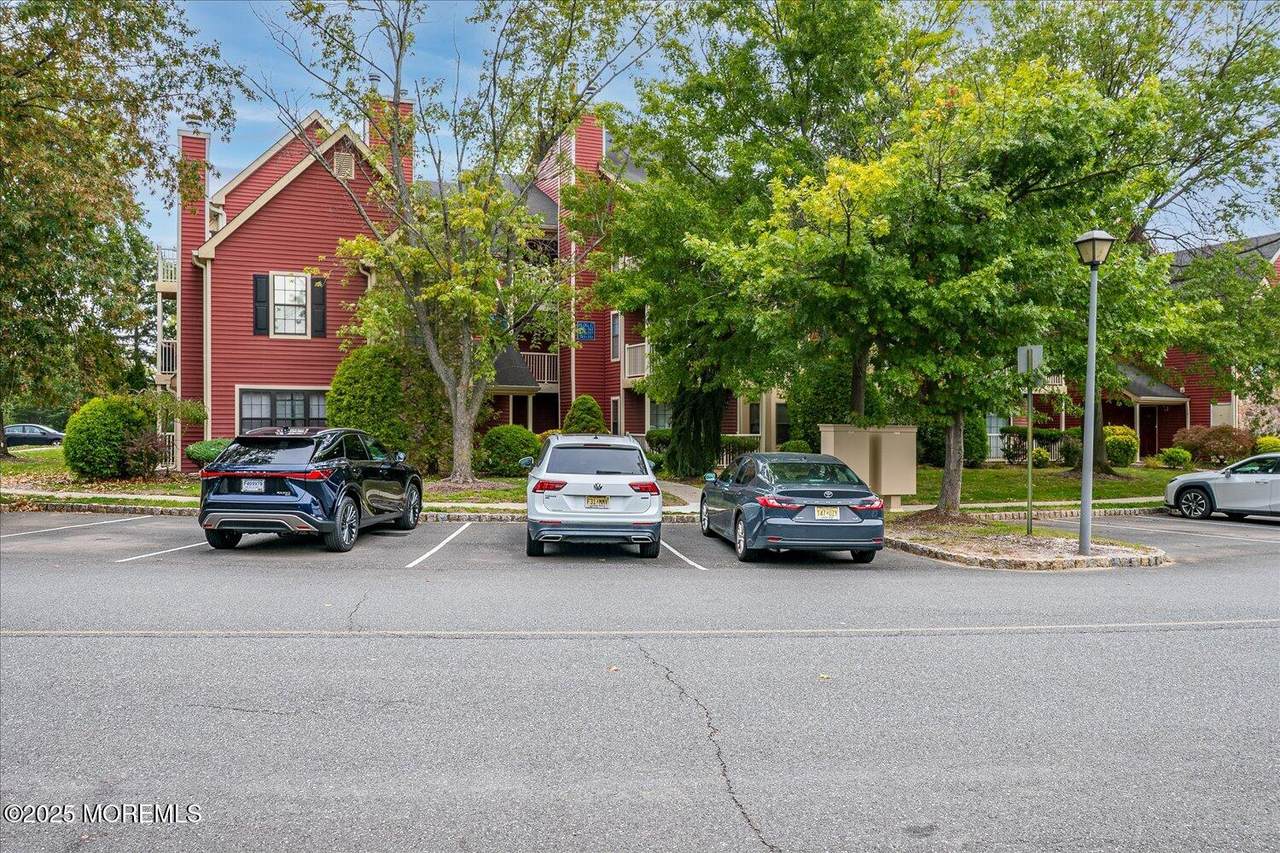 353 Crosspointe Drive - Photo 1