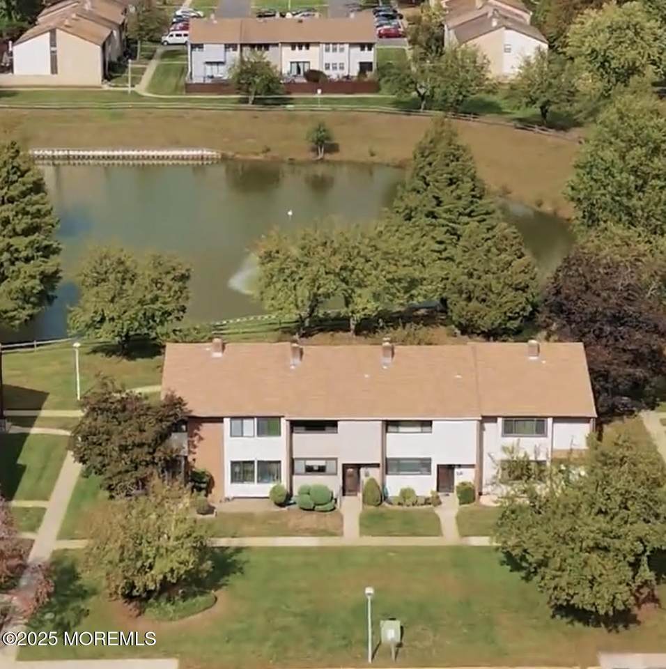 942 Jamestown Road - Photo 1