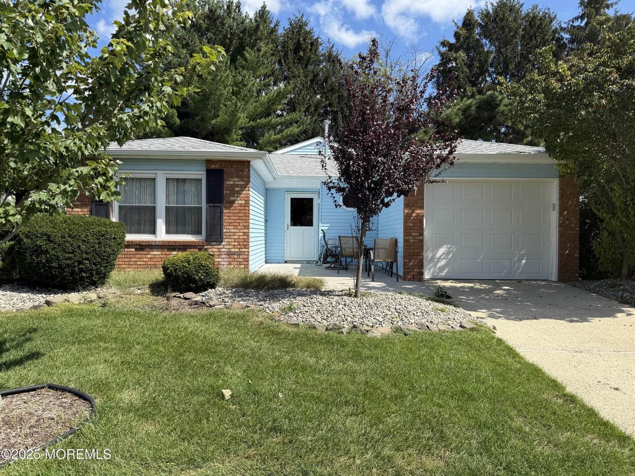 8 Carter Way - Photo 1