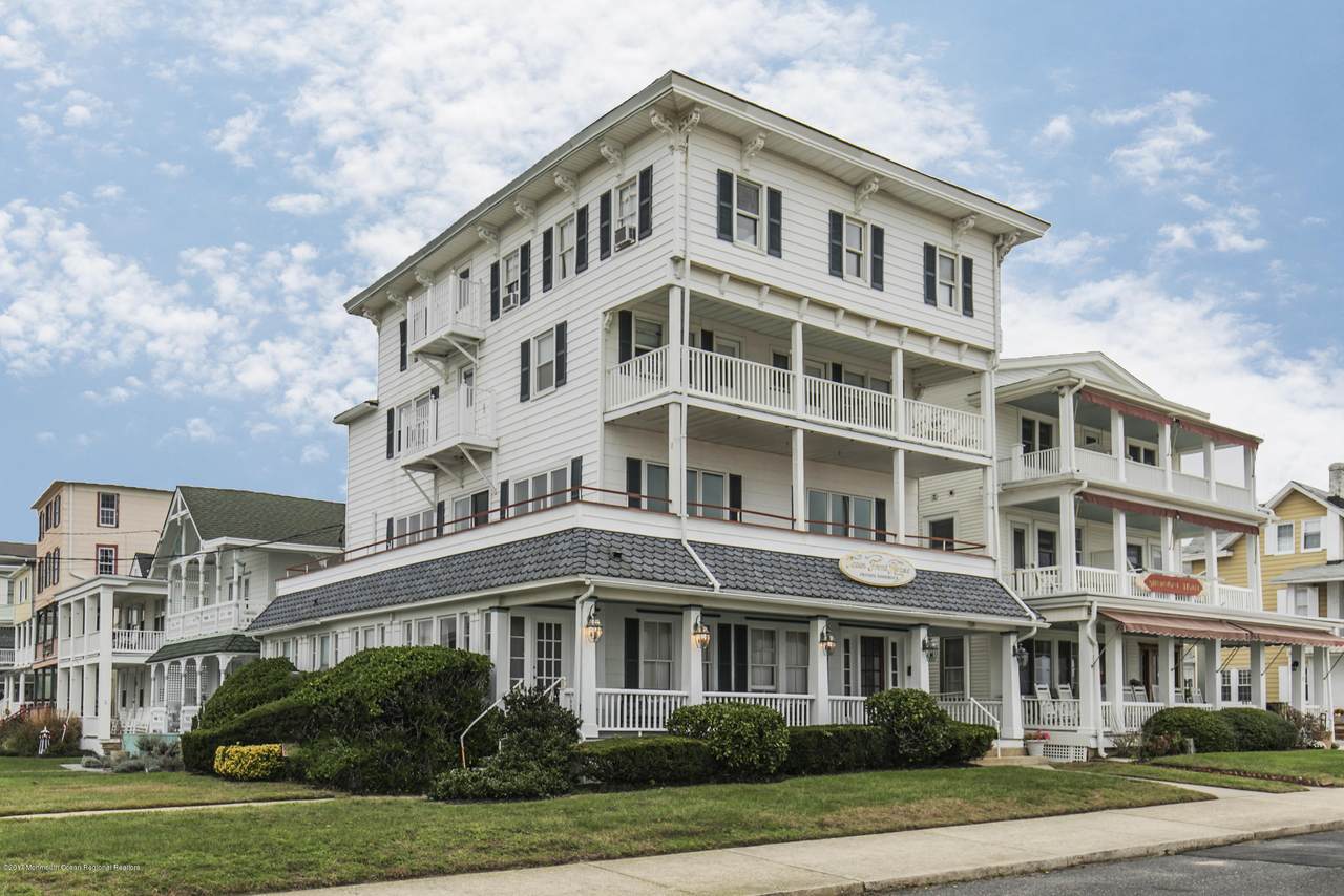 18 Ocean Avenue - Photo 1