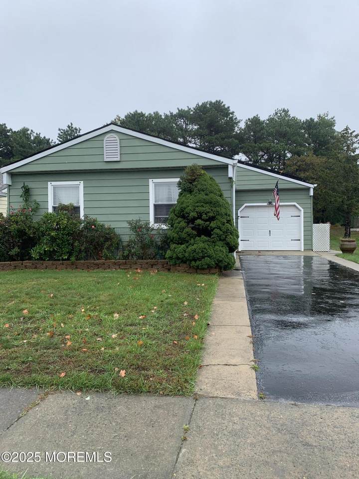 87 Chesterfield Lane - Photo 1