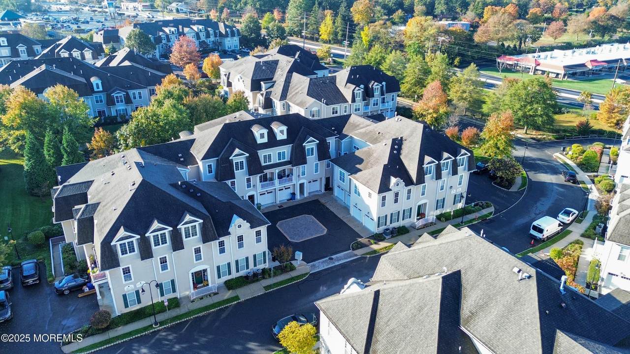 304 April Way - Photo 1