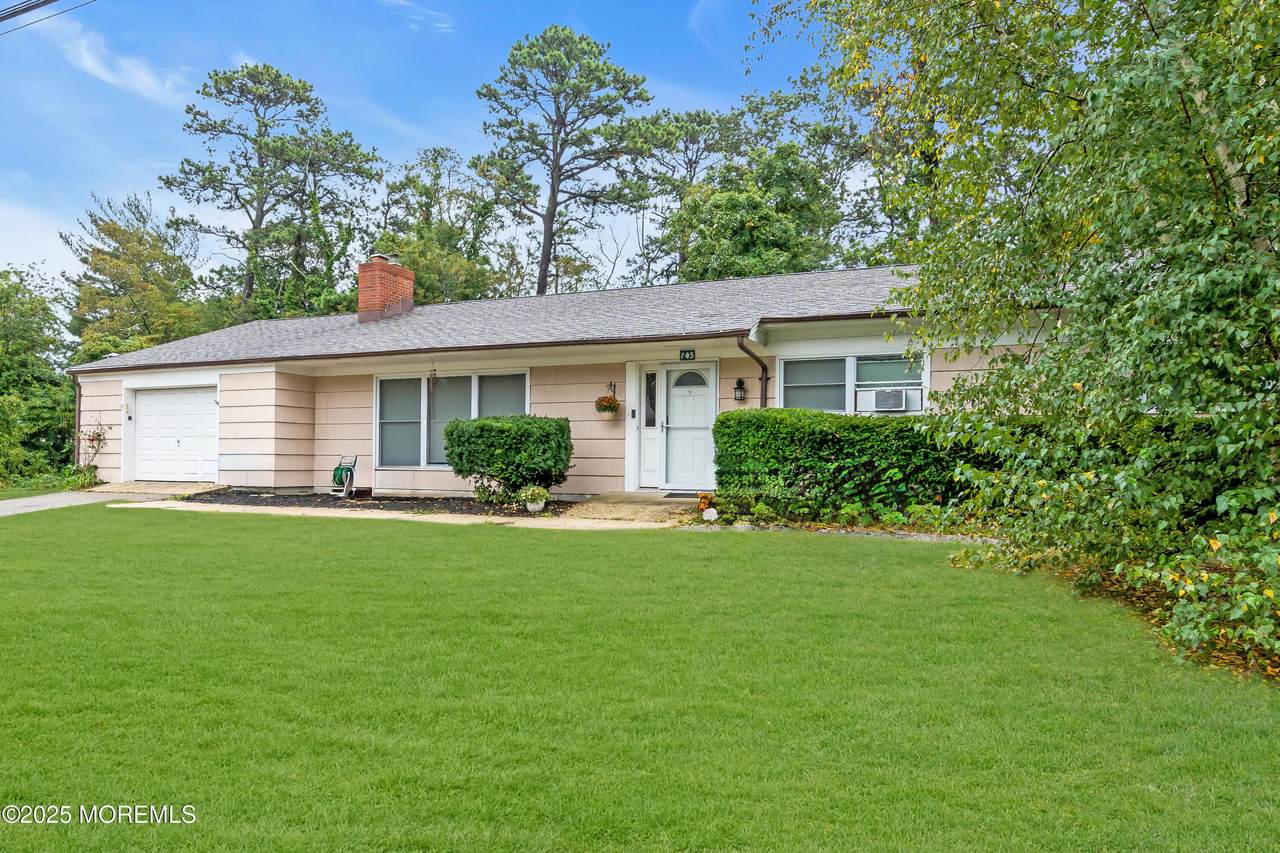 145 Spray Avenue - Photo 1