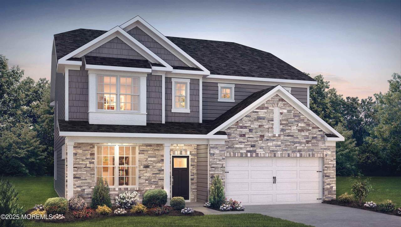 8 Garfield Avenue - Photo 1