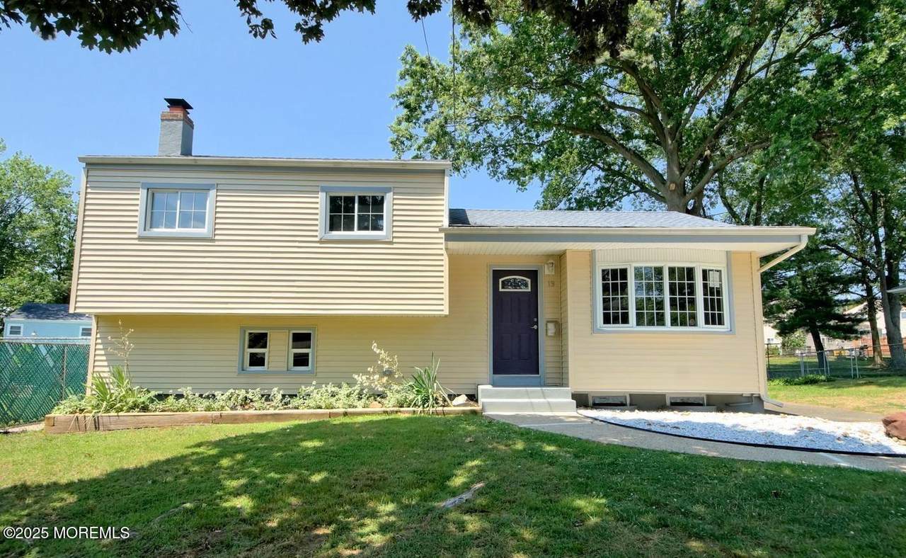 19 Copperfield Drive - Photo 1