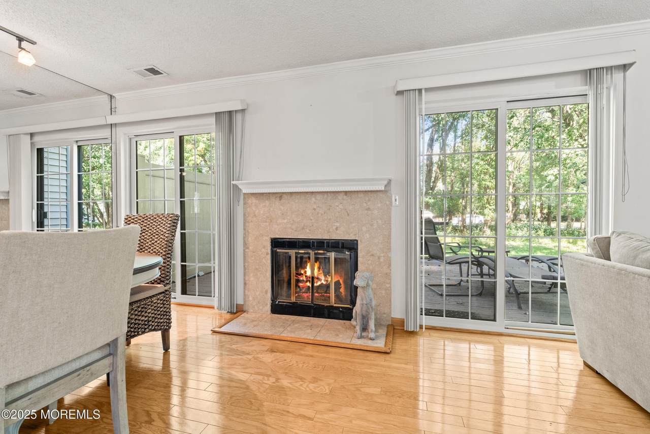 39 Gimbel Place - Photo 1