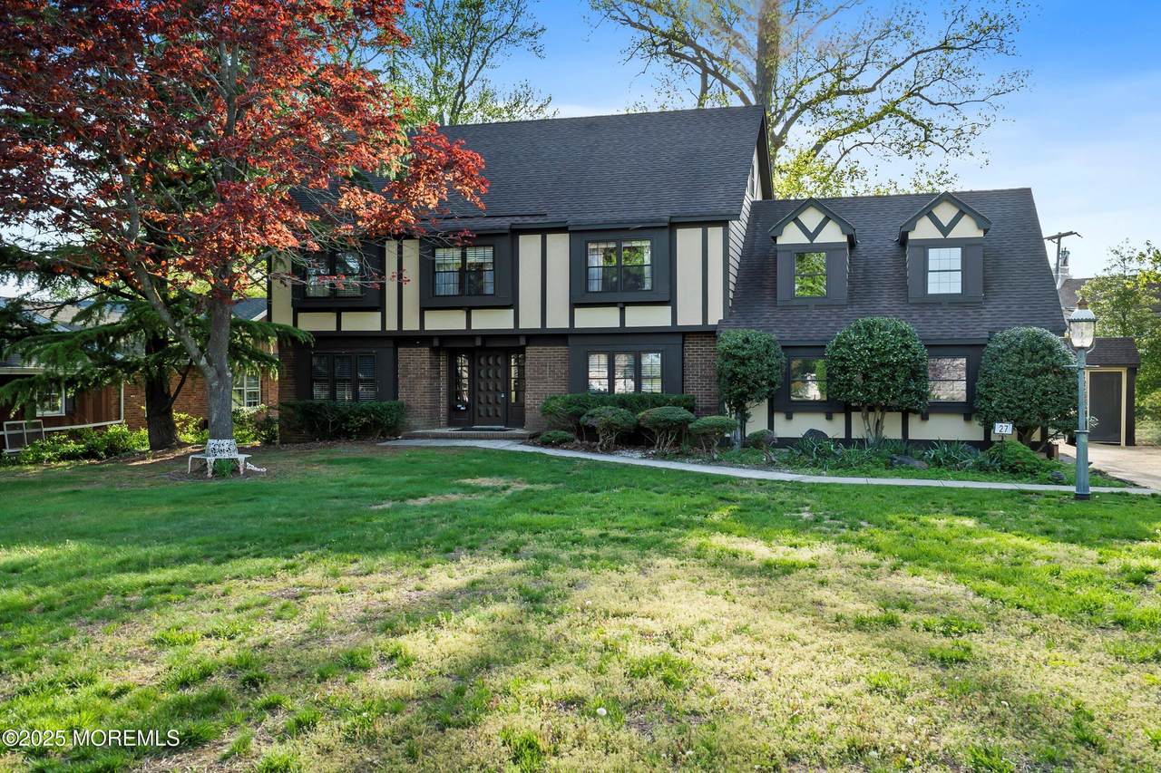 27 Magnolia Lane - Photo 1