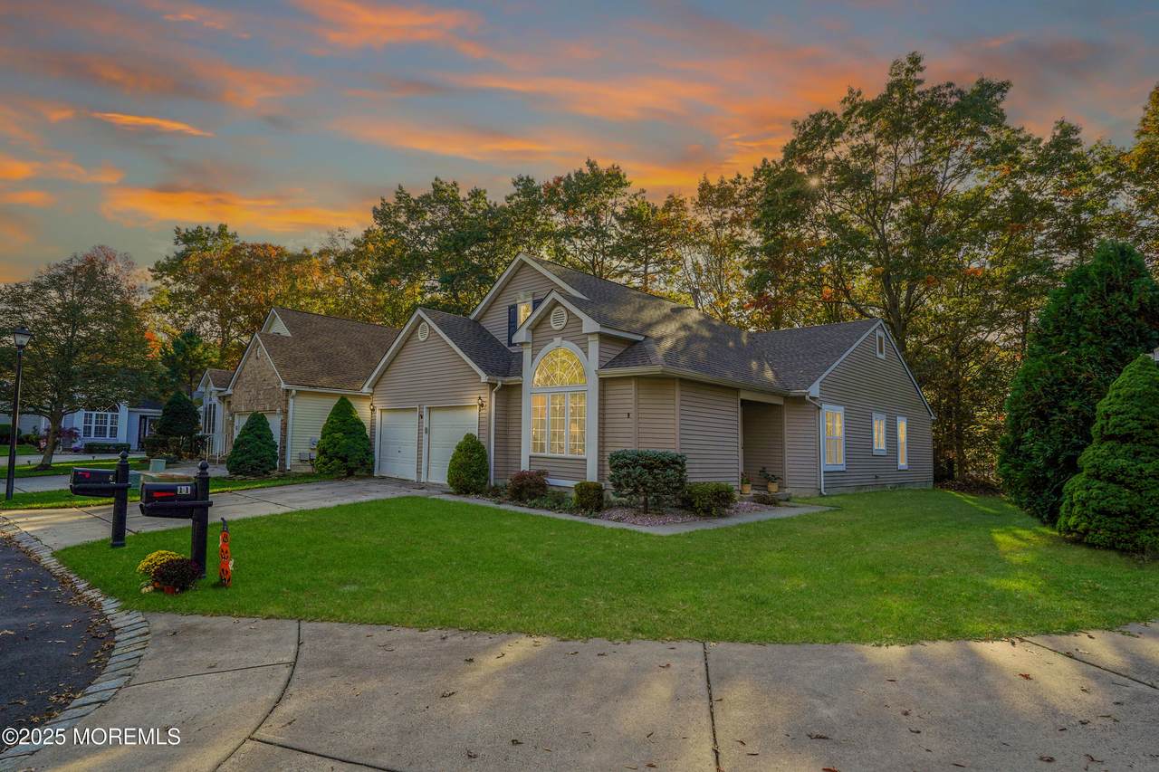 9 Abbot Square - Photo 1