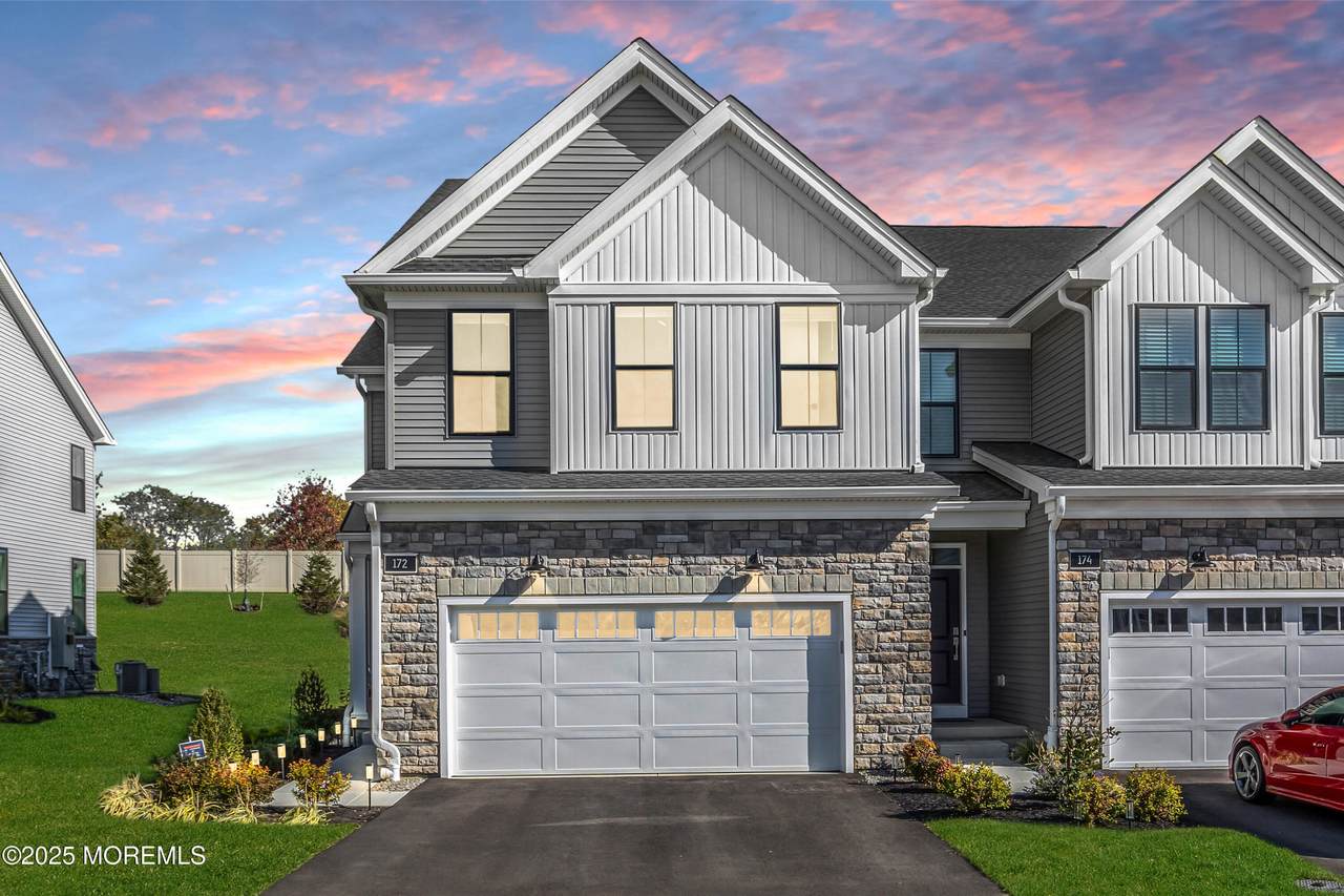 172 Mustang Drive - Photo 1