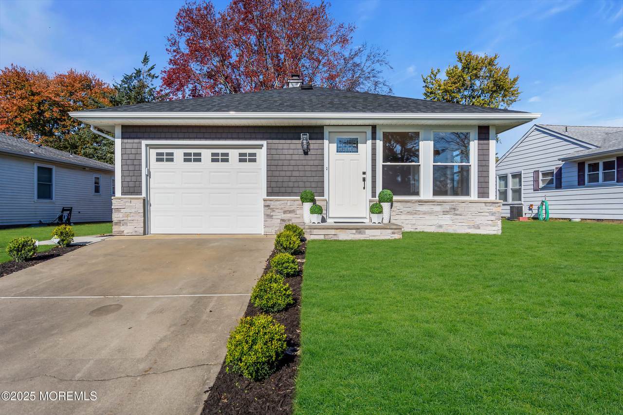 17 Palmetto Point Street - Photo 1