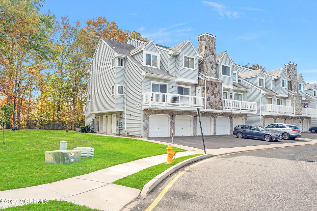 1315 Arthur Street - Photo 1