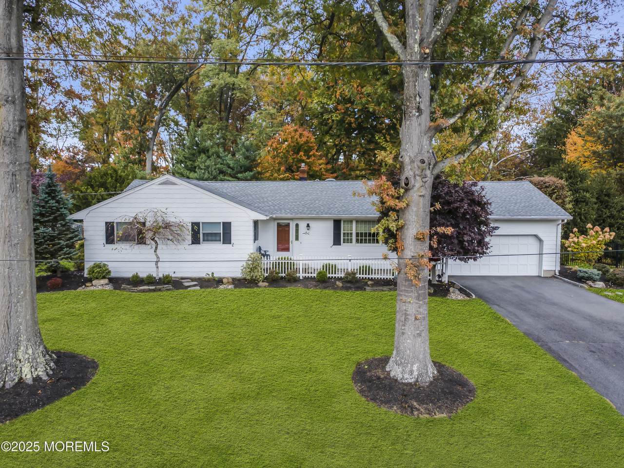 8 Mary Ellen Drive - Photo 1