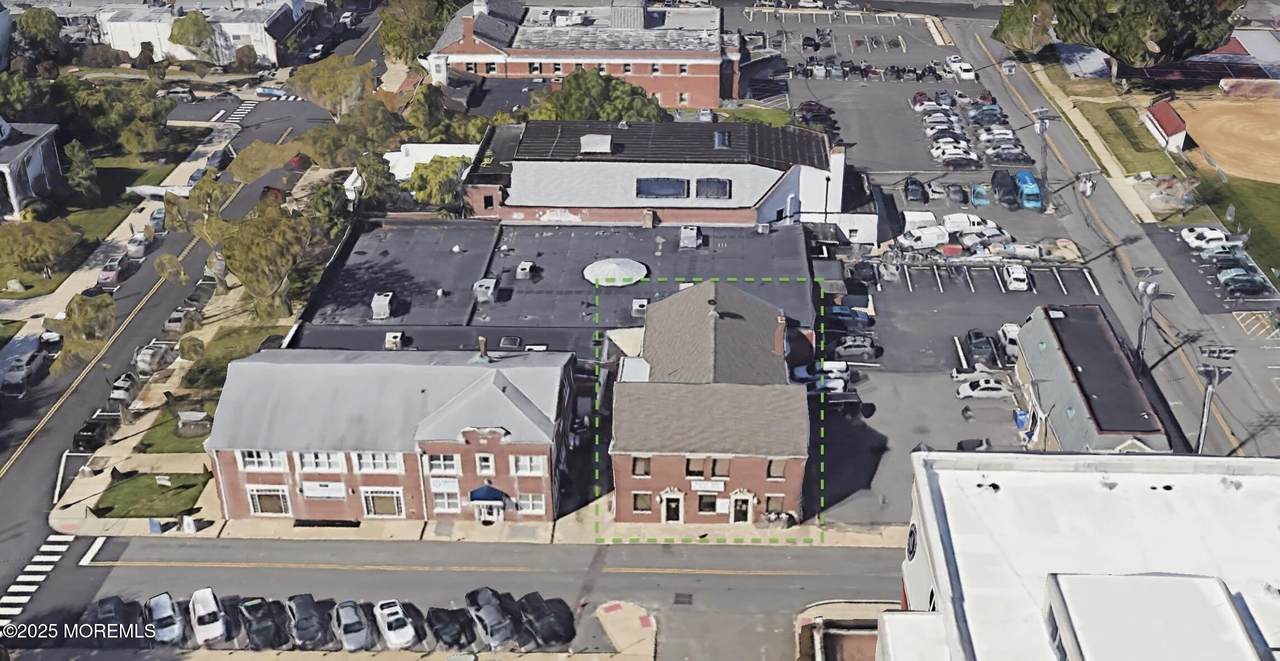 206 Court House Lane - Photo 1