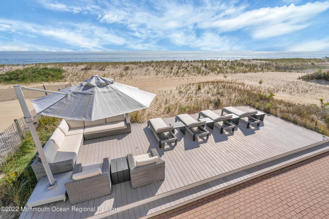 706 Morven Terrace - Photo 1