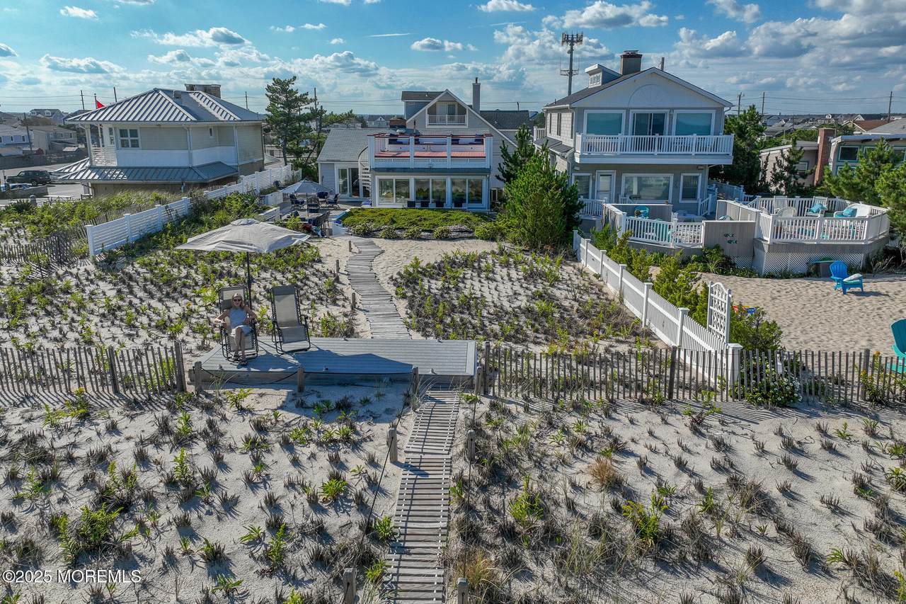 14 Falls Road - Photo 1