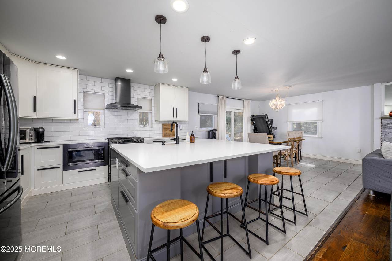 179 Farmers Lane - Photo 1