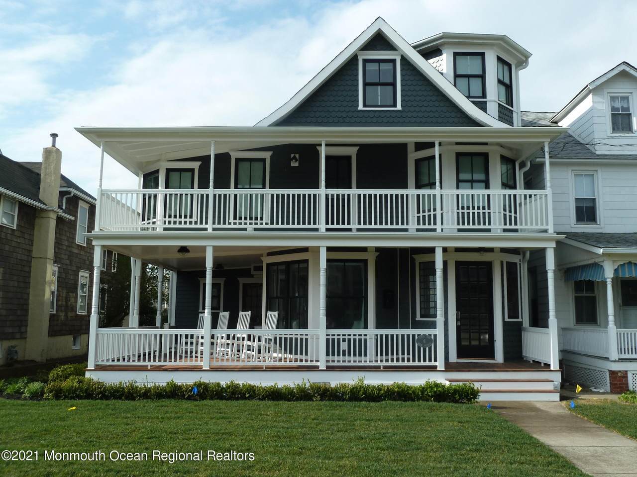 6 Heck Avenue - Photo 1