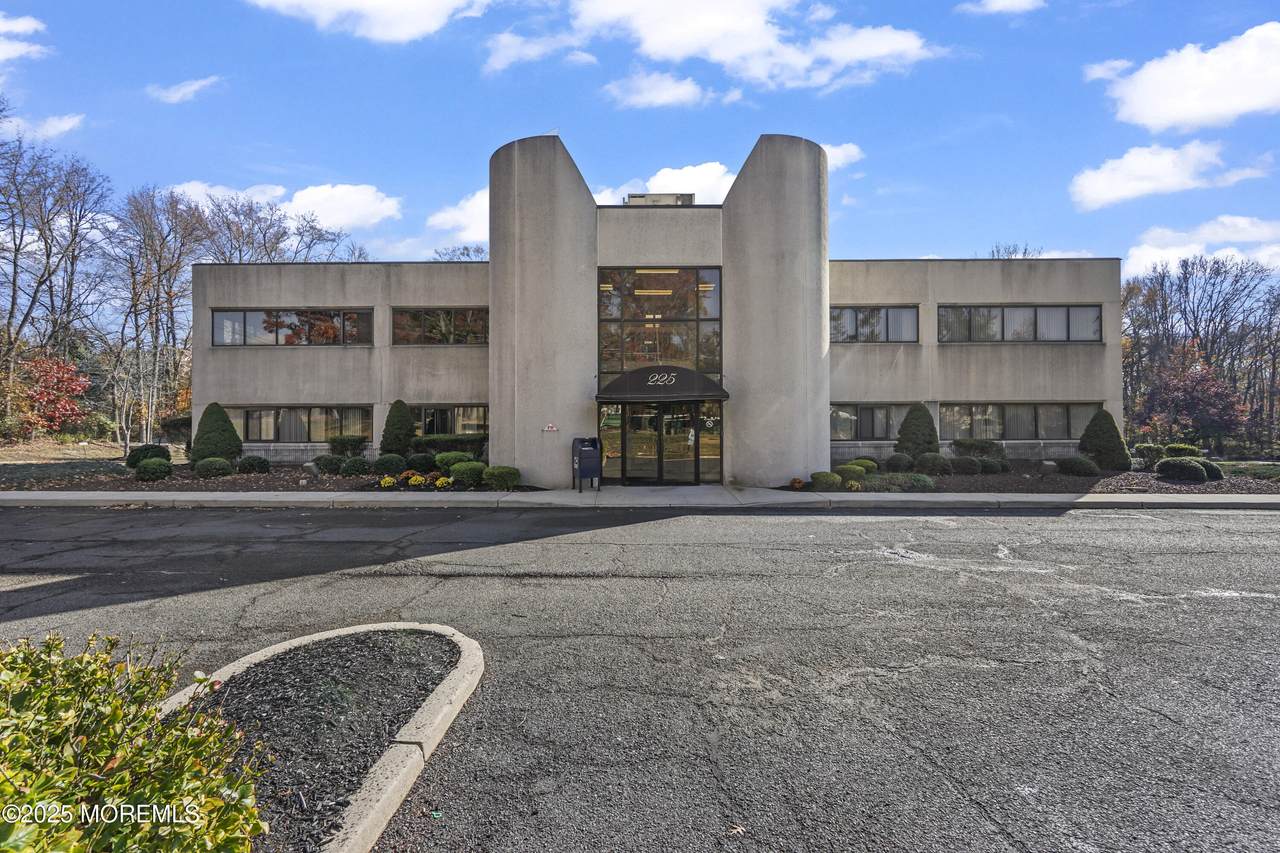 225 Gordons Corner Road - Photo 1