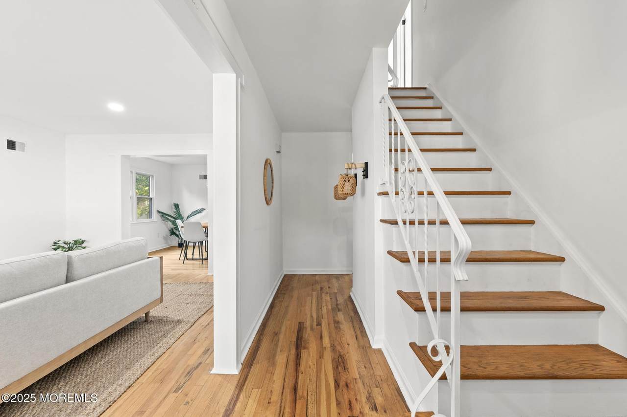 282 Clermont Terrace - Photo 1